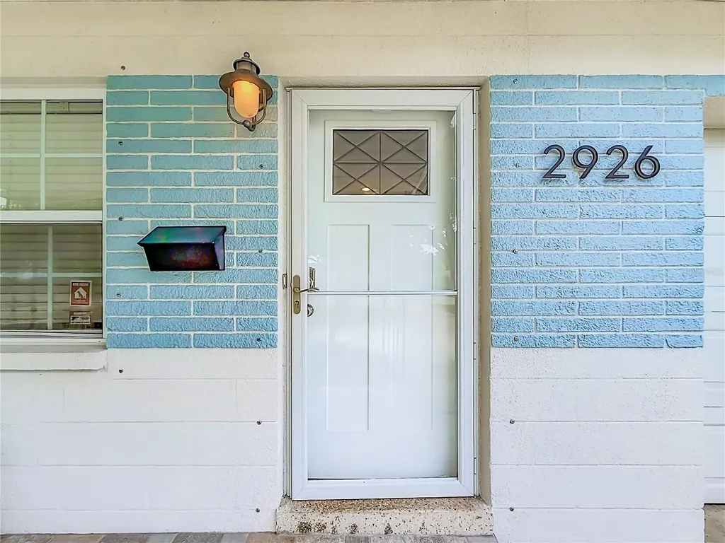 2926 28th Avenue N St Petersburg FL 33713