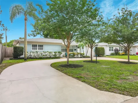 2926 28th Avenue N St Petersburg FL 33713