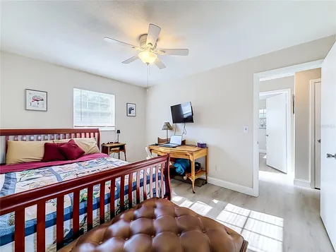 2926 28th Avenue N St Petersburg FL 33713