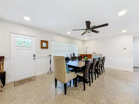 2926 28th Avenue N St Petersburg FL 33713