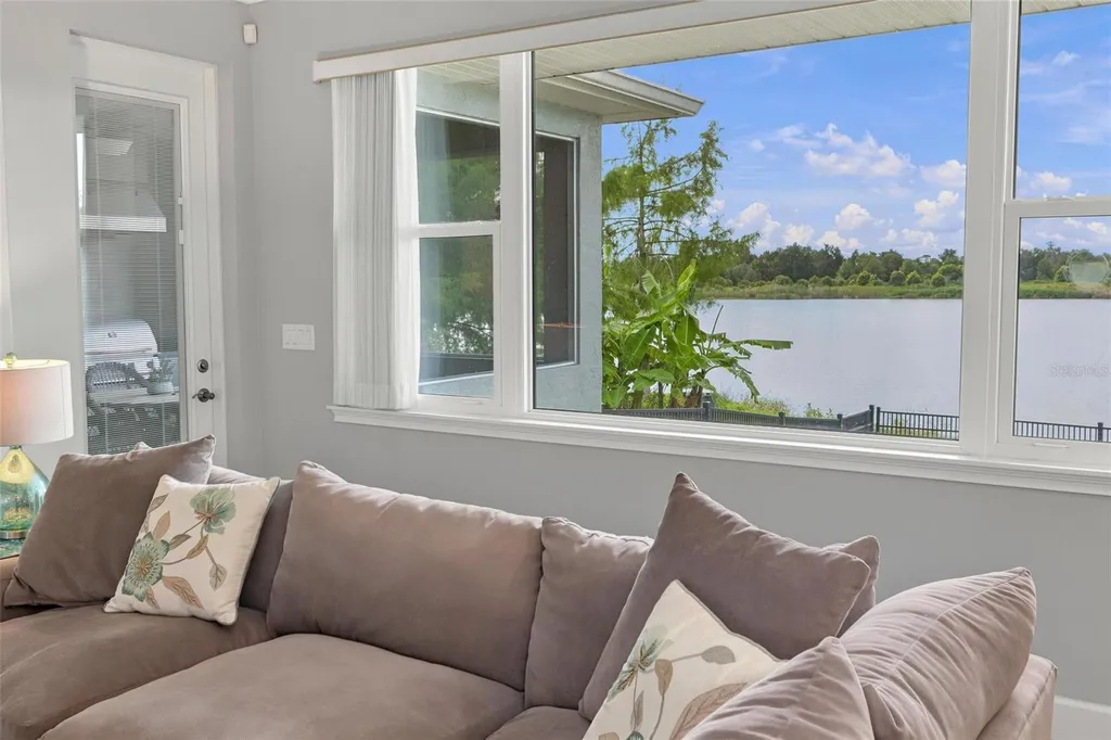 920 Lake Lindley Drive S Deland FL 32724