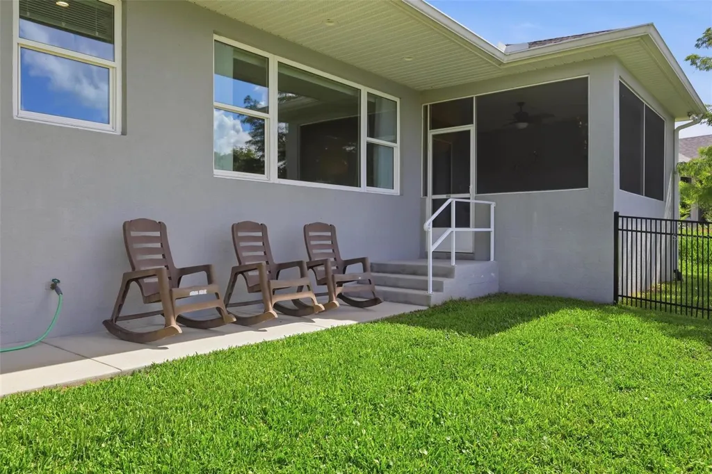 920 Lake Lindley Drive S Deland FL 32724