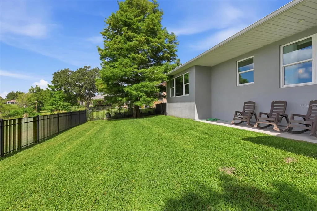 920 Lake Lindley Drive S Deland FL 32724