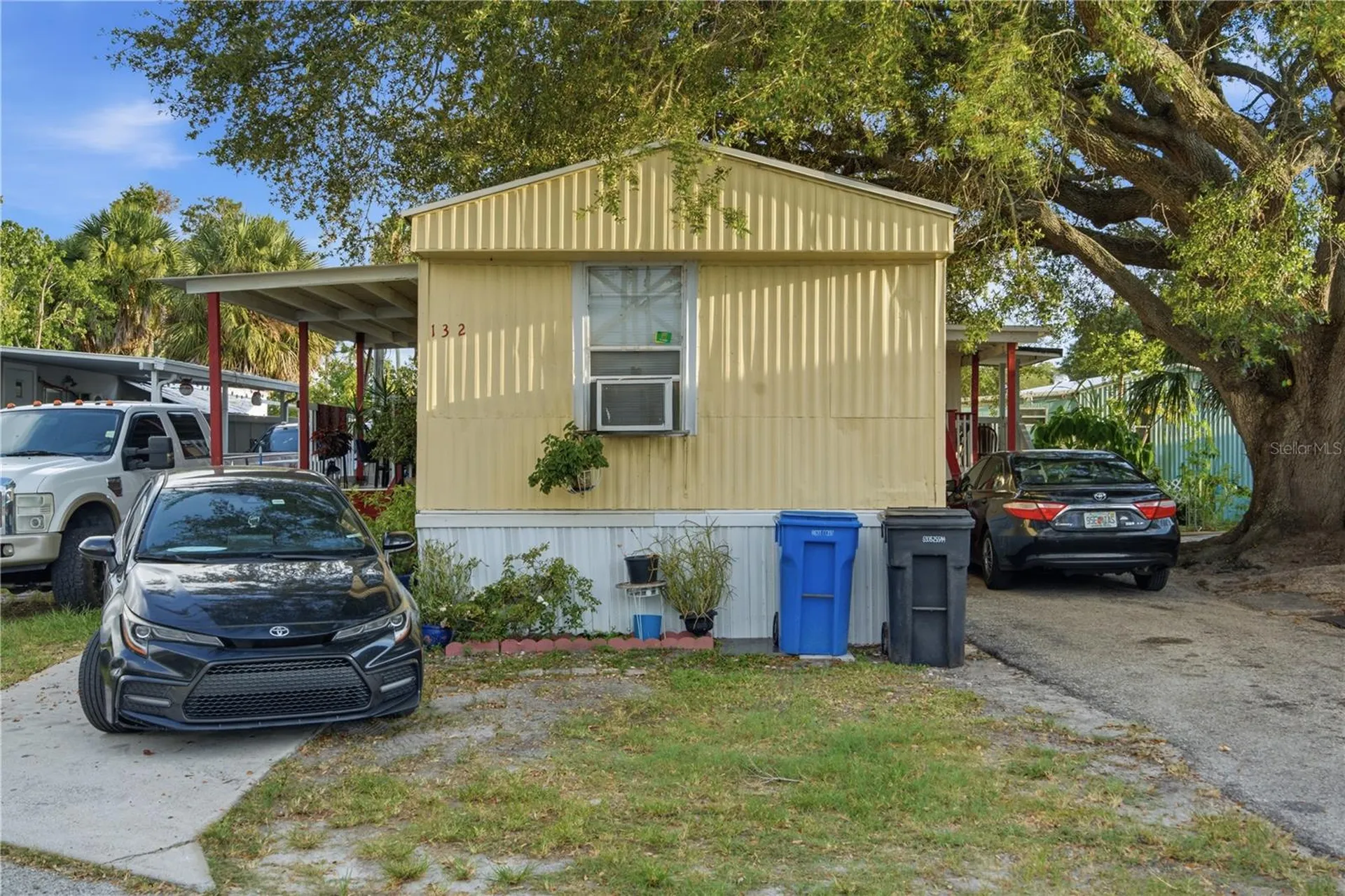 132 Newbury Drive Tampa FL 33615
