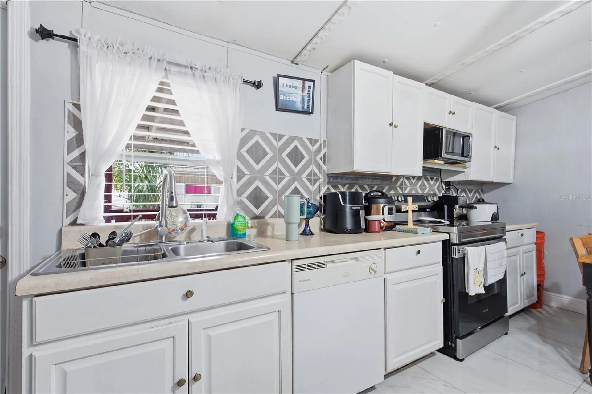 132 Newbury Drive Tampa FL 33615
