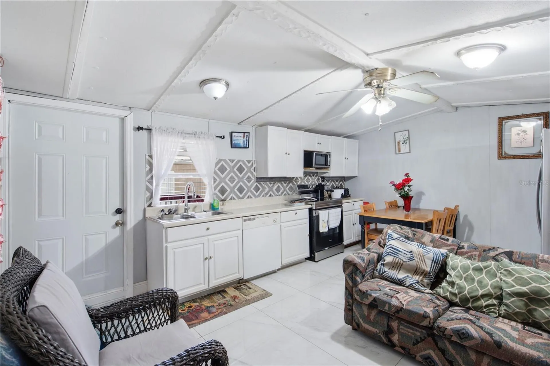 132 Newbury Drive Tampa FL 33615