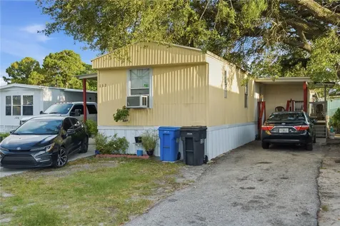 132 Newbury Drive Tampa FL 33615