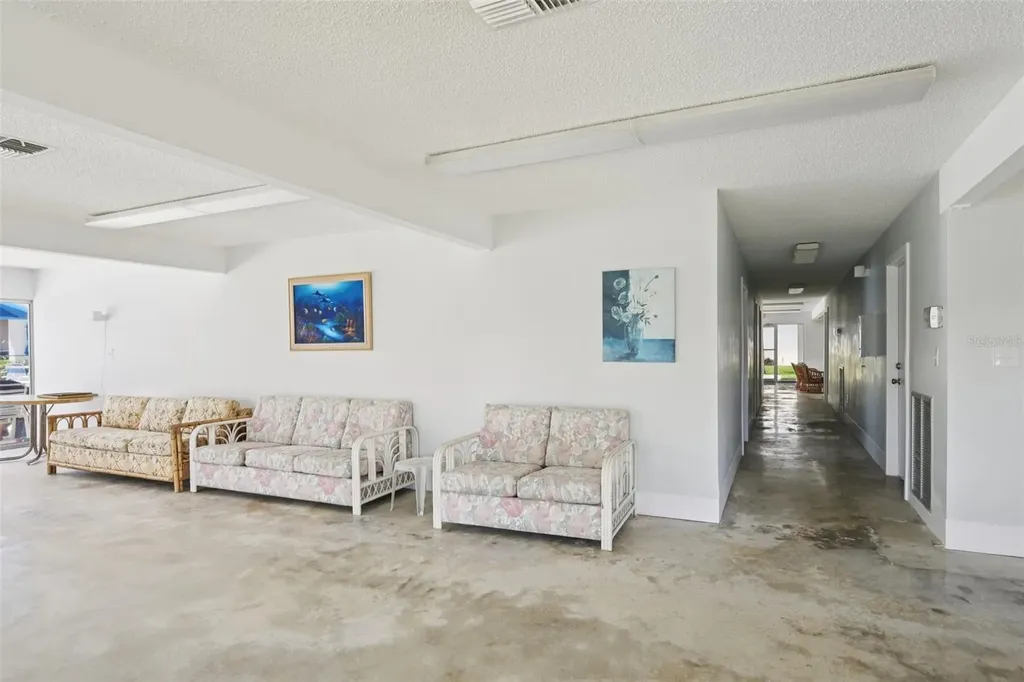 2727 75th Street W Bradenton FL 34209