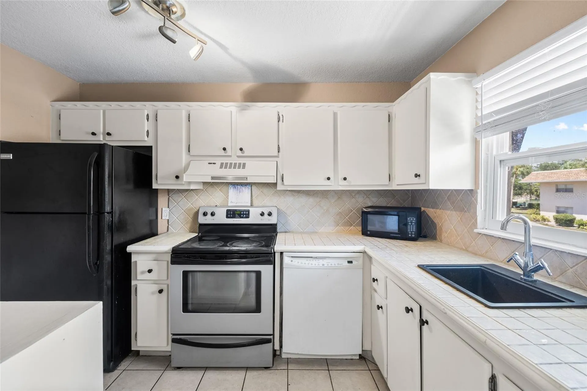 2727 75th Street W Bradenton FL 34209