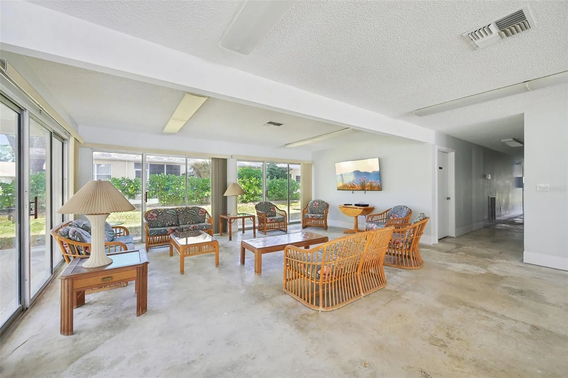 2727 75th Street W Bradenton FL 34209