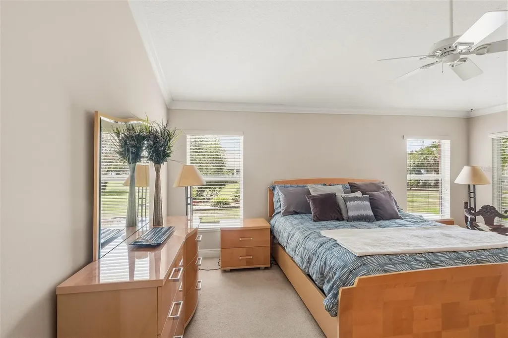 2252 Central Street The Villages FL 32162