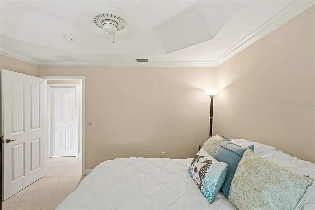 2252 Central Street The Villages FL 32162