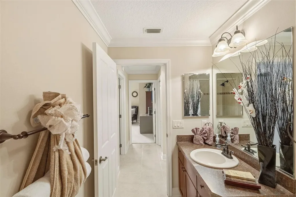 2252 Central Street The Villages FL 32162