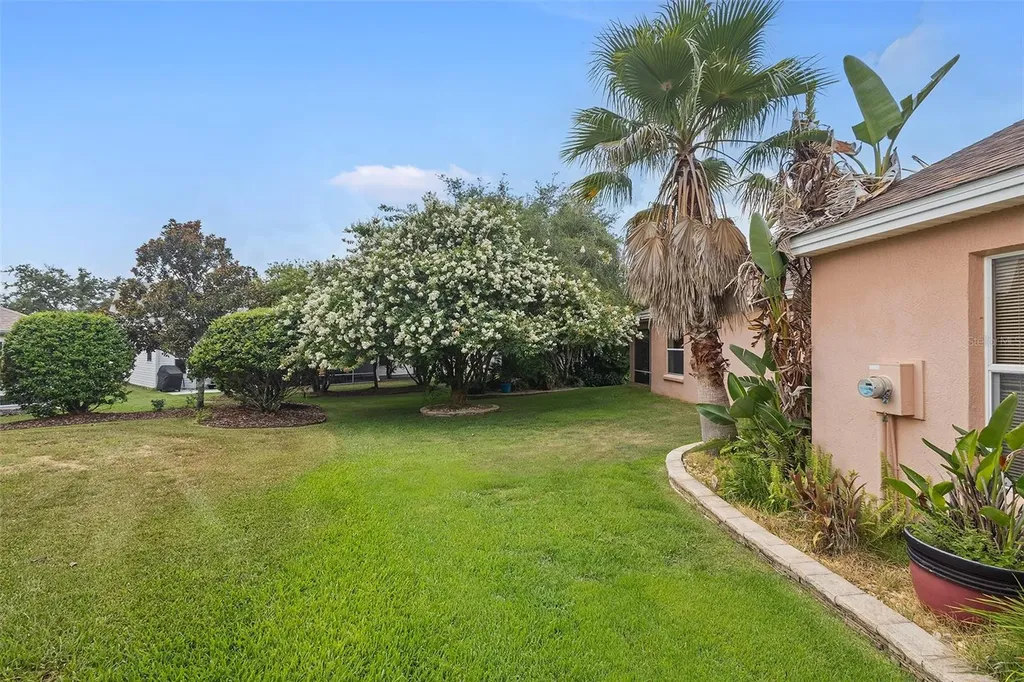 2252 Central Street The Villages FL 32162