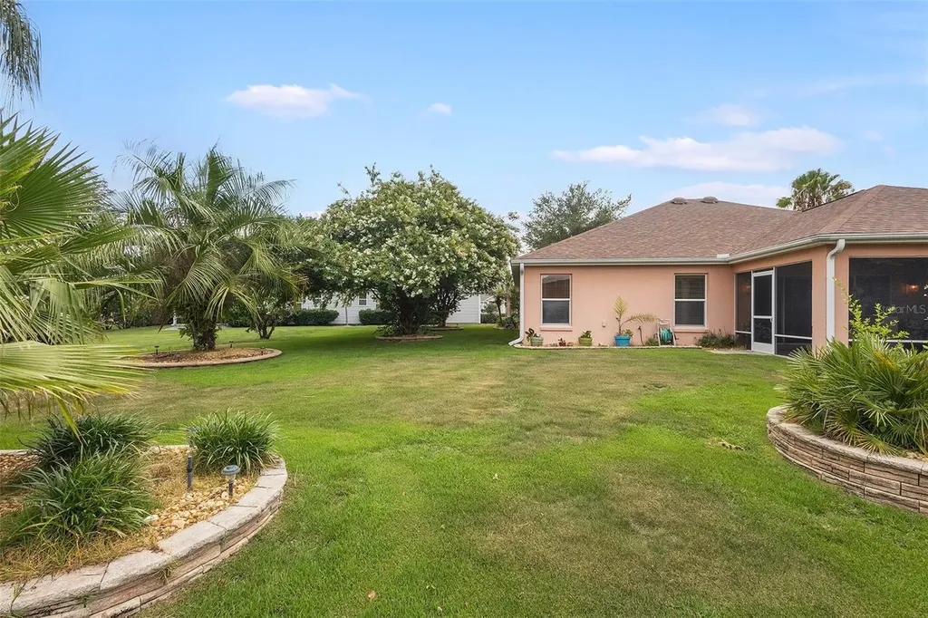 2252 Central Street The Villages FL 32162