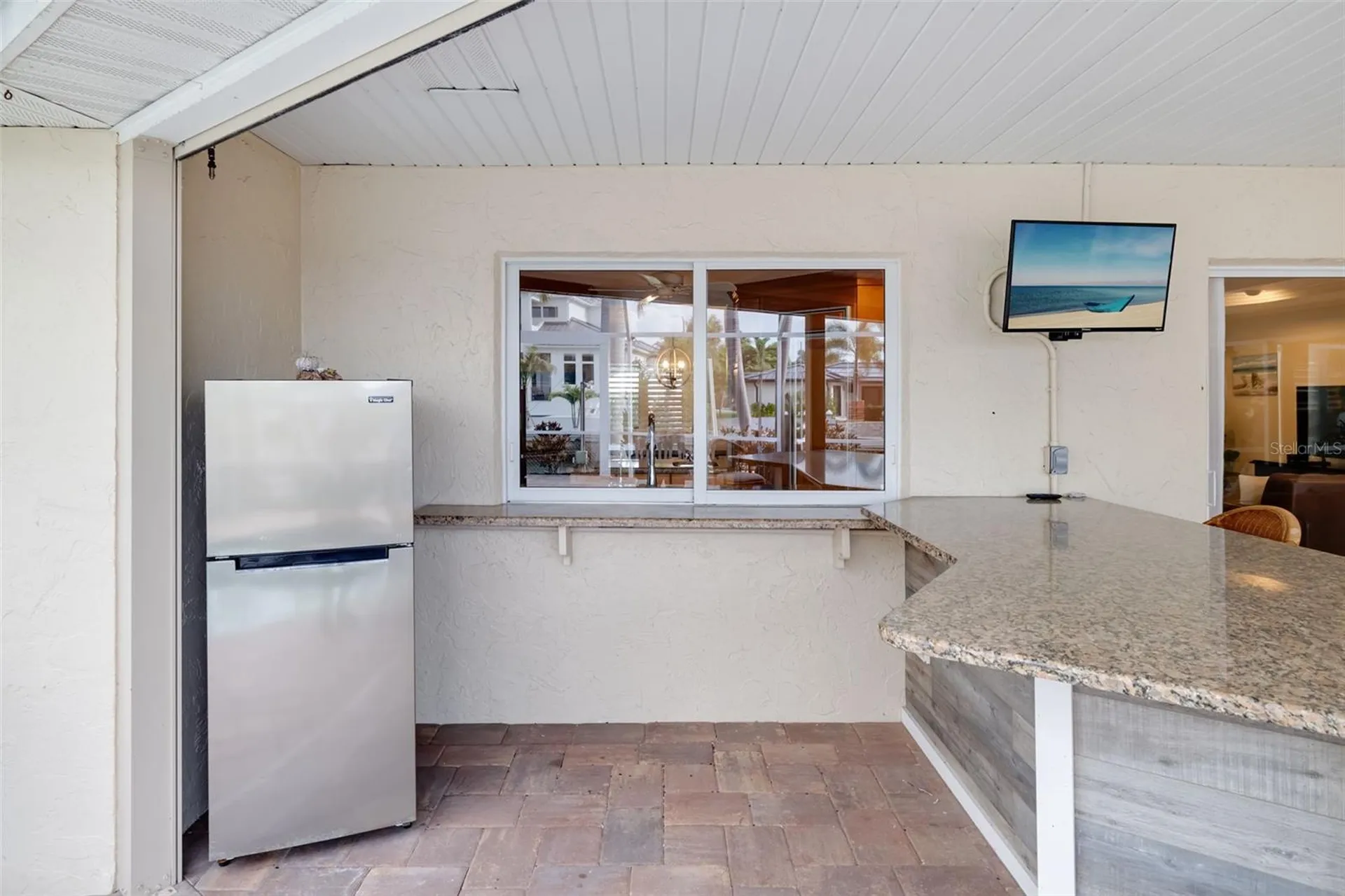 565 Commonwealth Place Sarasota FL 34242