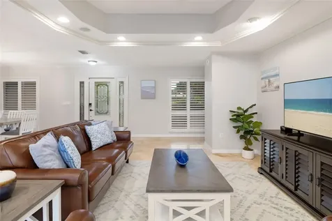 565 Commonwealth Place Sarasota FL 34242