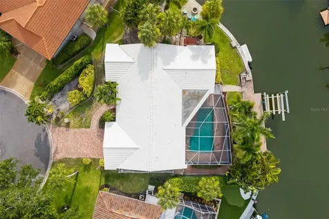 565 Commonwealth Place Sarasota FL 34242
