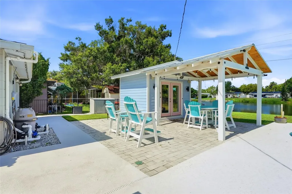4822 60th Way N Kenneth City FL 33709