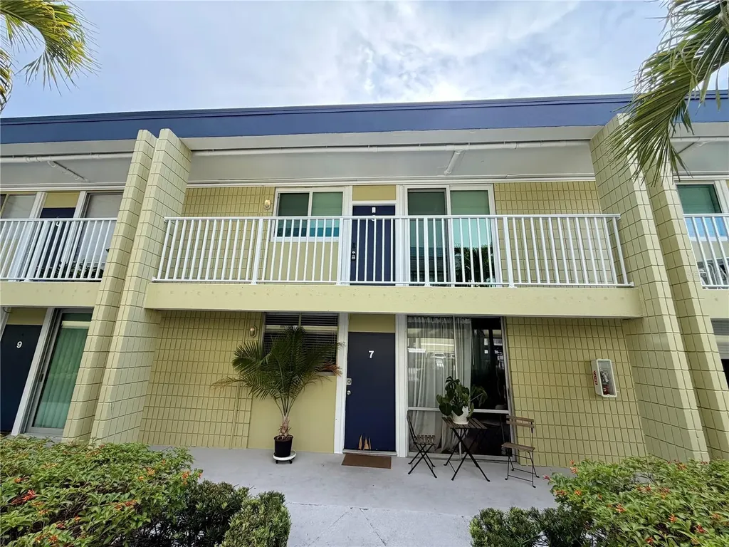 1301 S Howard Avenue Tampa FL 33606