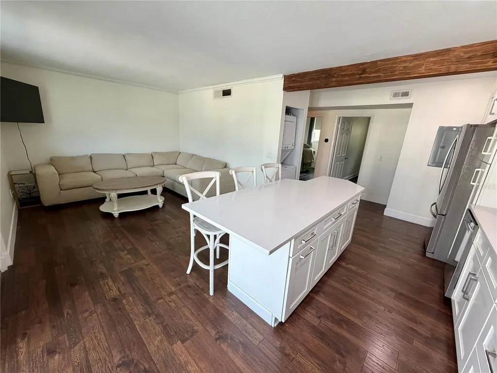 1301 S Howard Avenue Tampa FL 33606