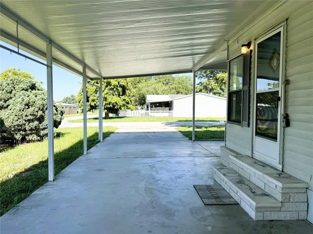 4550 Charter Street Zephyrhills FL 33542
