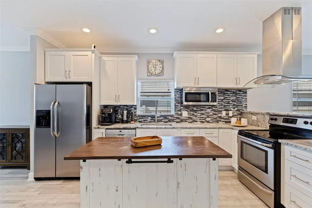 3110 15th Street N St Petersburg FL 33704