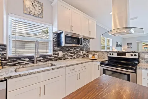 3110 15th Street N St Petersburg FL 33704