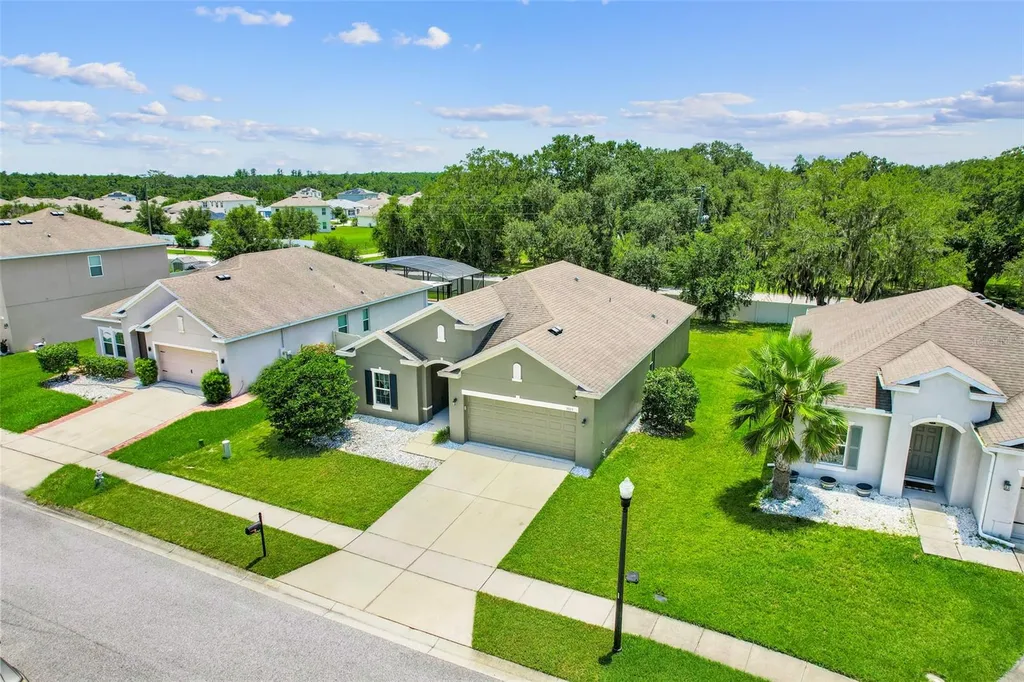 3923 Wind Dancer Circle St Cloud FL 34772