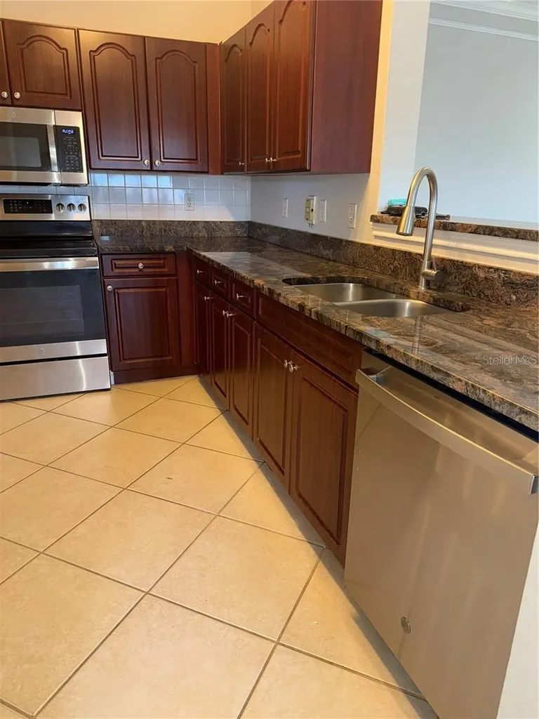 4304 Bayside Village Drive Tampa FL 33615