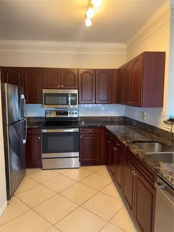 4304 Bayside Village Drive Tampa FL 33615