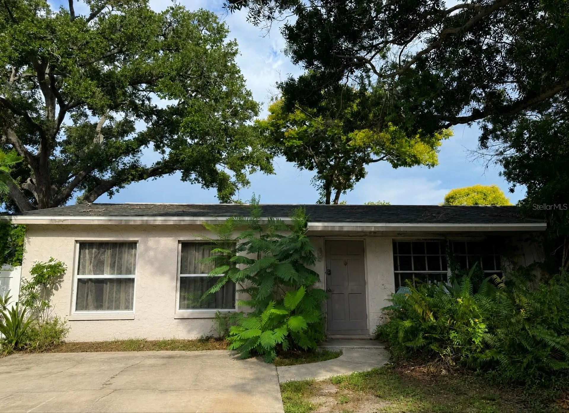 4620 47th Way N St Petersburg FL 33714