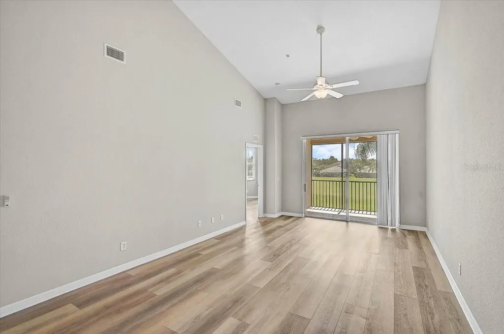 915 Fairwaycove Lane Bradenton FL 34212