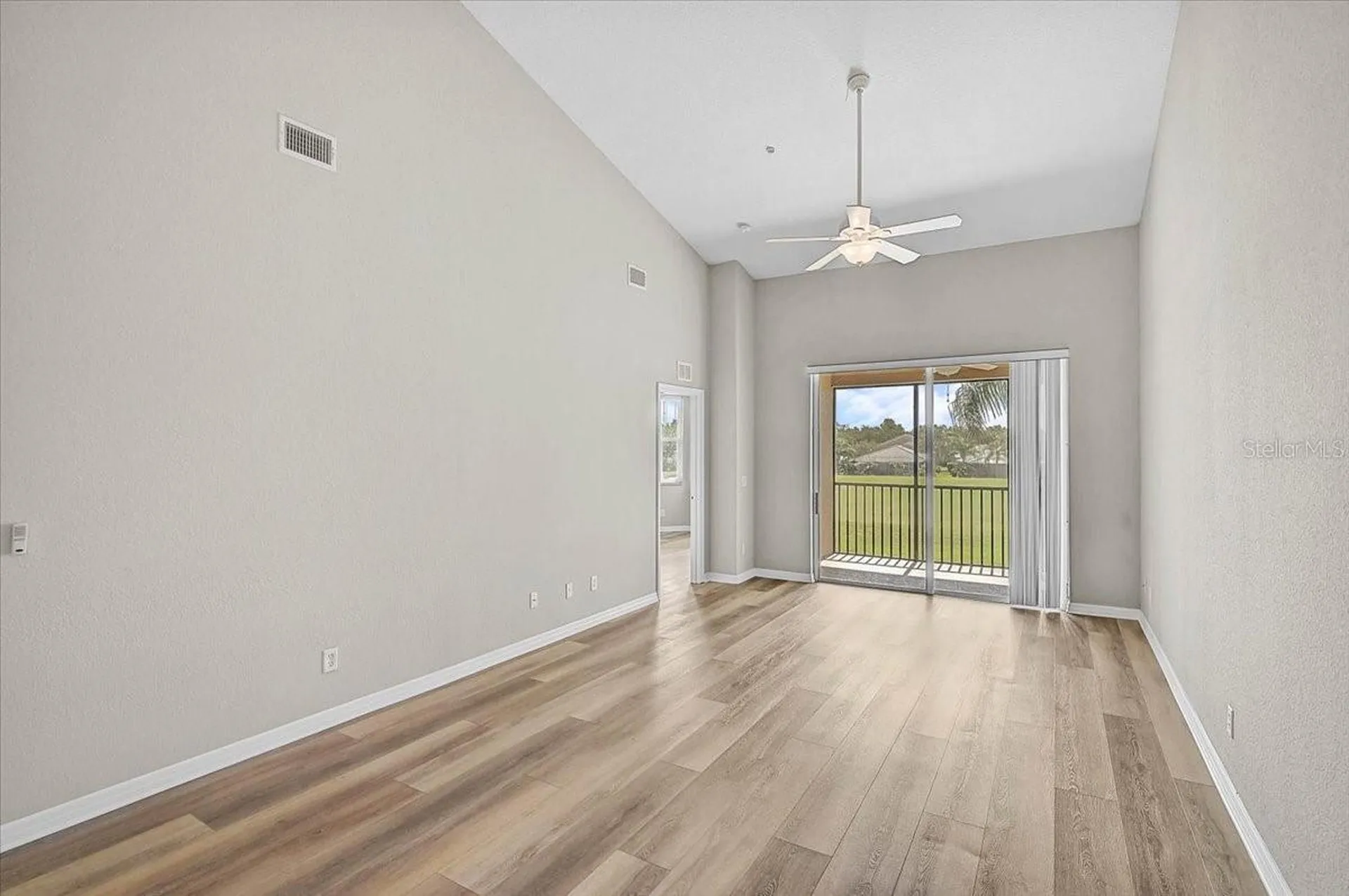 915 Fairwaycove Lane Bradenton FL 34212
