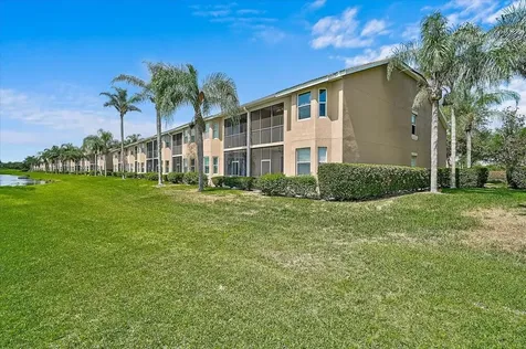 915 Fairwaycove Lane Bradenton FL 34212