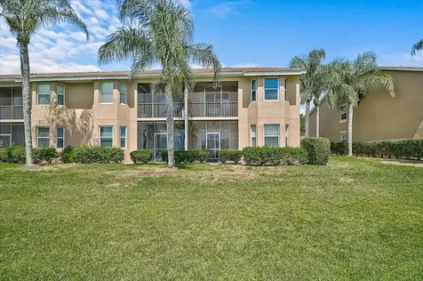 915 Fairwaycove Lane Bradenton FL 34212