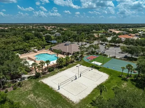 915 Fairwaycove Lane Bradenton FL 34212