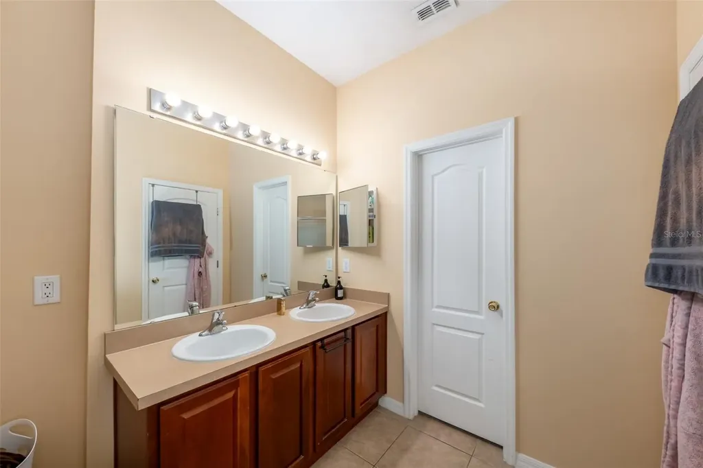 3221 San Jacinto Circle Sanford FL 32771