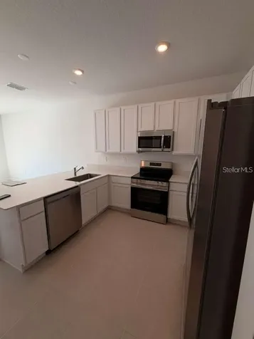 2728 Skyline Loop Kissimmee FL 34758