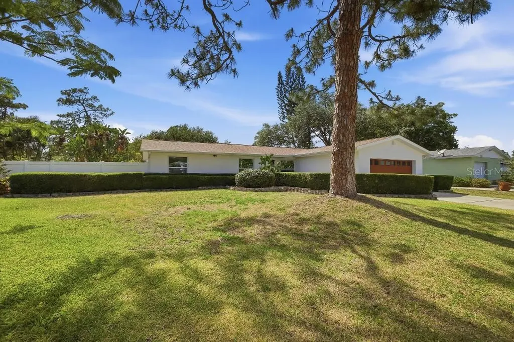 7520 20th Street N St Petersburg FL 33702