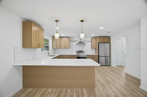 7520 20th Street N St Petersburg FL 33702