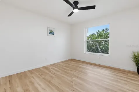 7520 20th Street N St Petersburg FL 33702