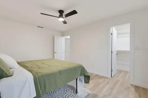 7520 20th Street N St Petersburg FL 33702