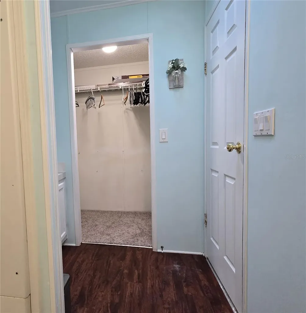 2827 Myrtle Oak Lane Zellwood FL 32798