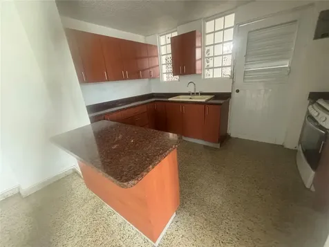 Calle 18 Bloque 23 Bayamon PR 00959