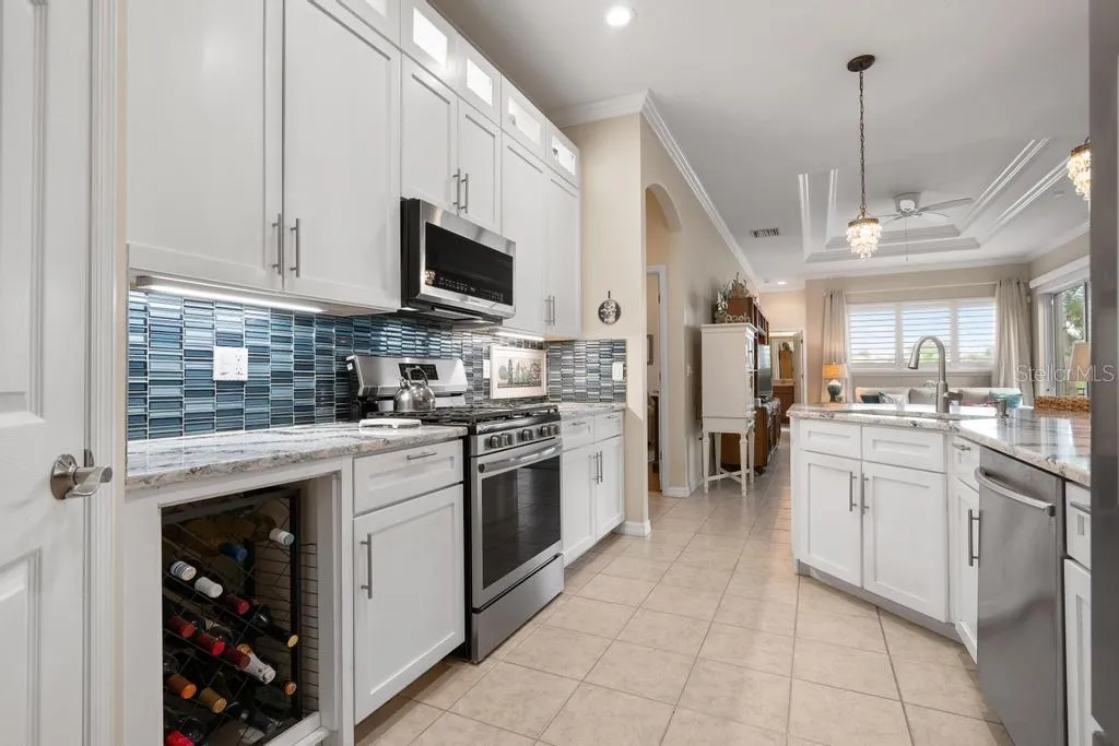 264 Dahlia Court Bradenton FL 34212