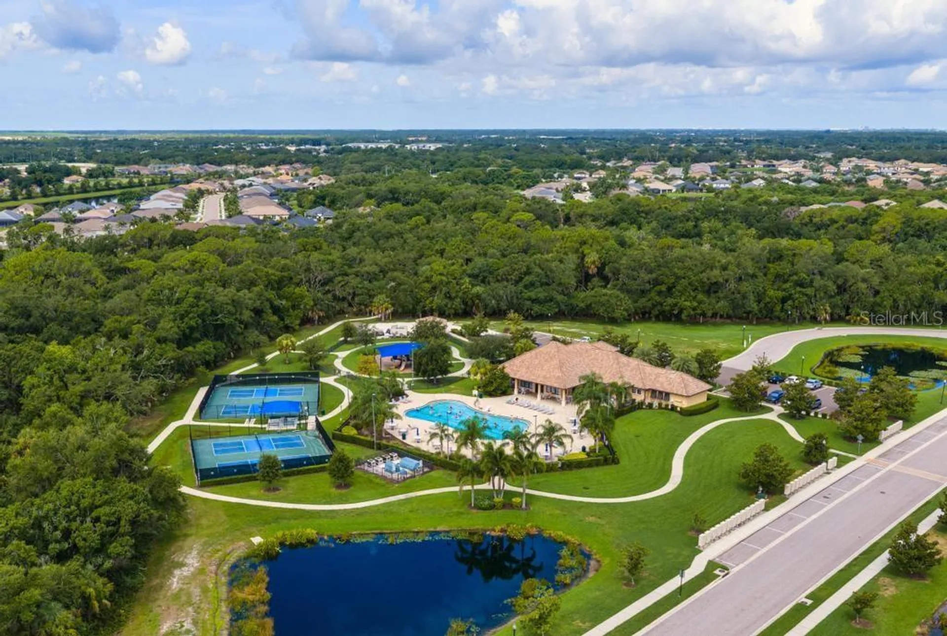 264 Dahlia Court Bradenton FL 34212