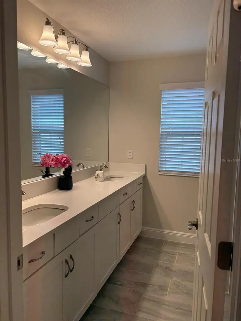 14654 Horse Trot Road Lithia FL 33547