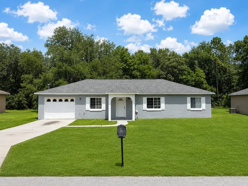41 Pine Circle Ocala FL 34472