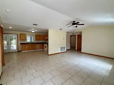 41 Pine Circle Ocala FL 34472